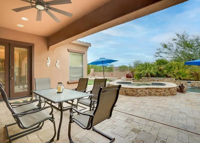 Pool, Hot Tub & Putting Green: Estrella Mtn 4br Holiday home