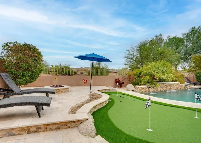 Pool, Hot Tub & Putting Green: Estrella Mtn 4br Holiday home *